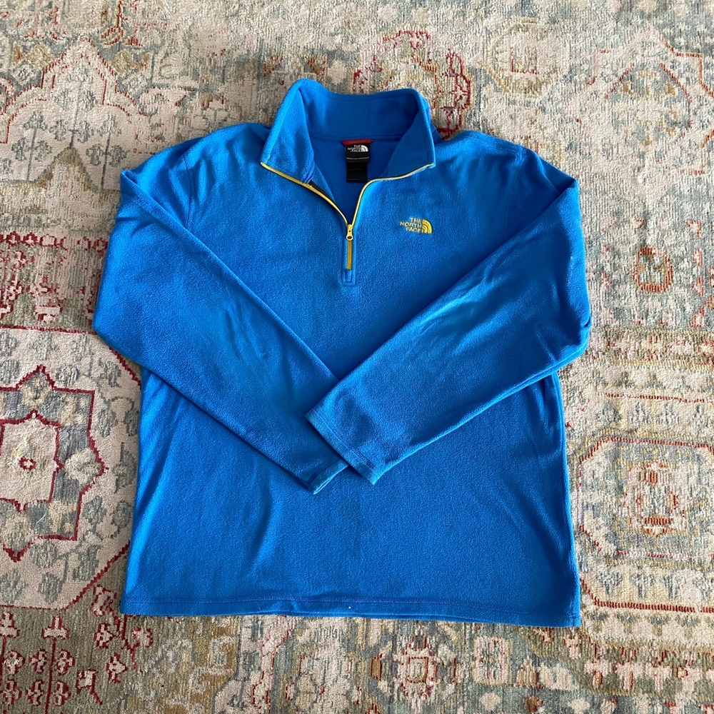 The North Face Men’s Fleece Pullover Jacket
